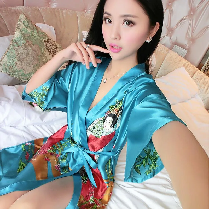 Ladies Silk Pajamas Classical Short Sleeve Bathrobe