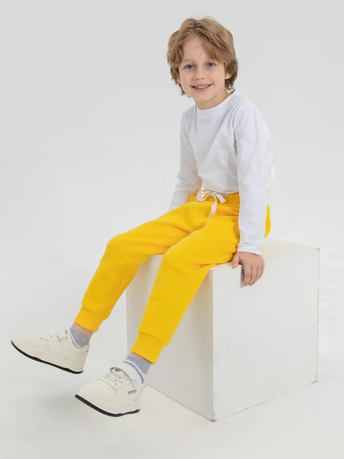 Resinta Baby and Toddler Boys Cotton Active Fleece Jogger Sweatpants Pull on Fleece Pants with Pockets Drawstring for Winter