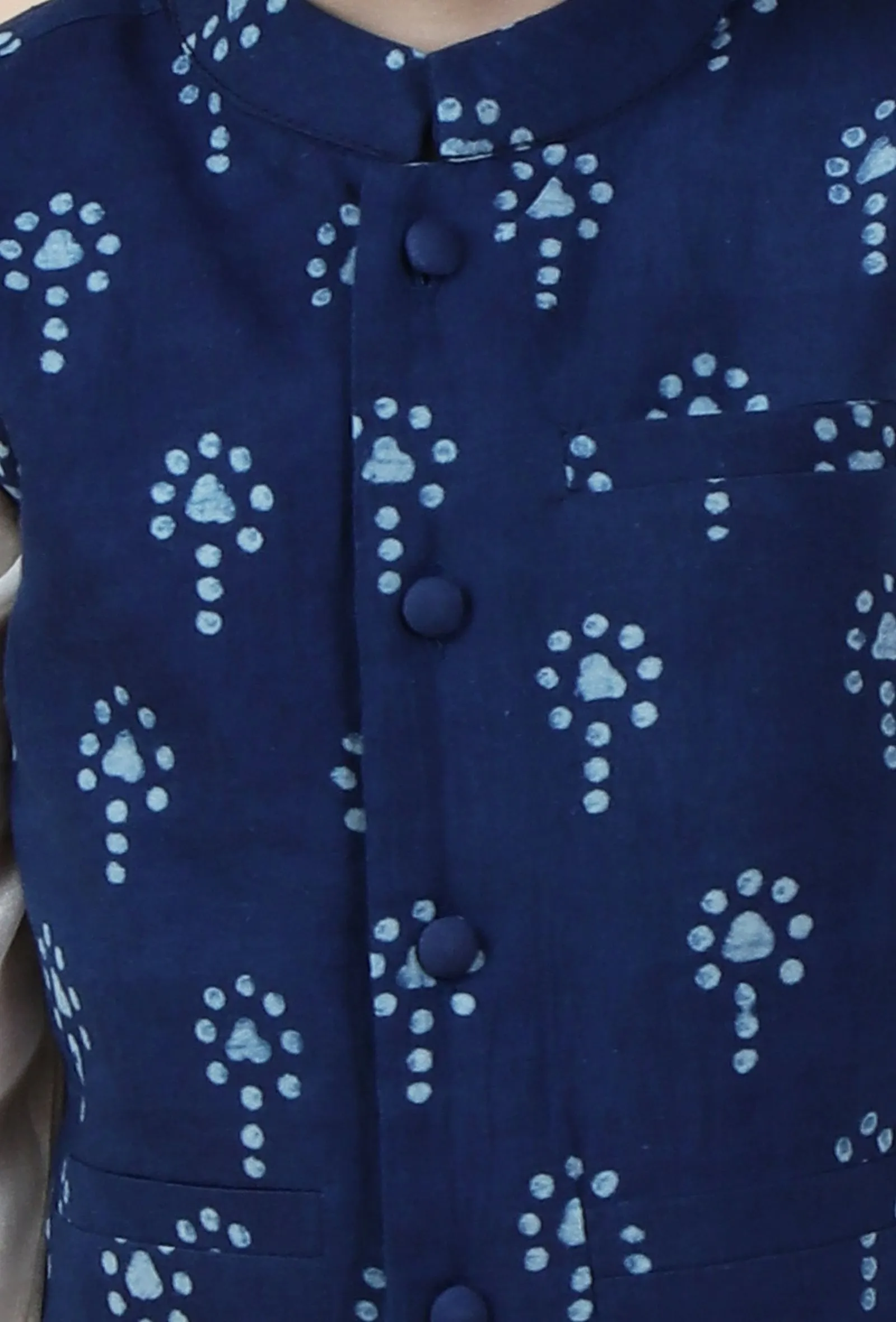 Set Of 3: Badri Off- White Chanderi Kurta, Pyjama & Indigo Printed Cotton Nehru Jacket